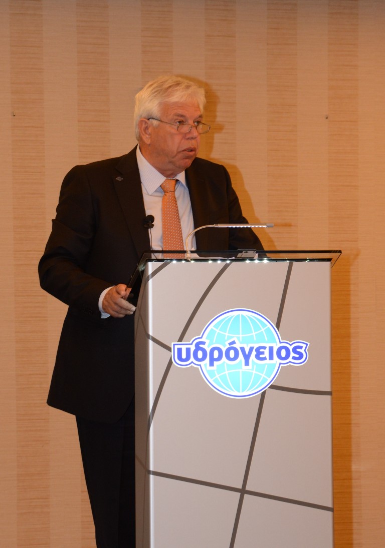 Λουκάς Κορομπίλης, Γενικός Διευθυντής